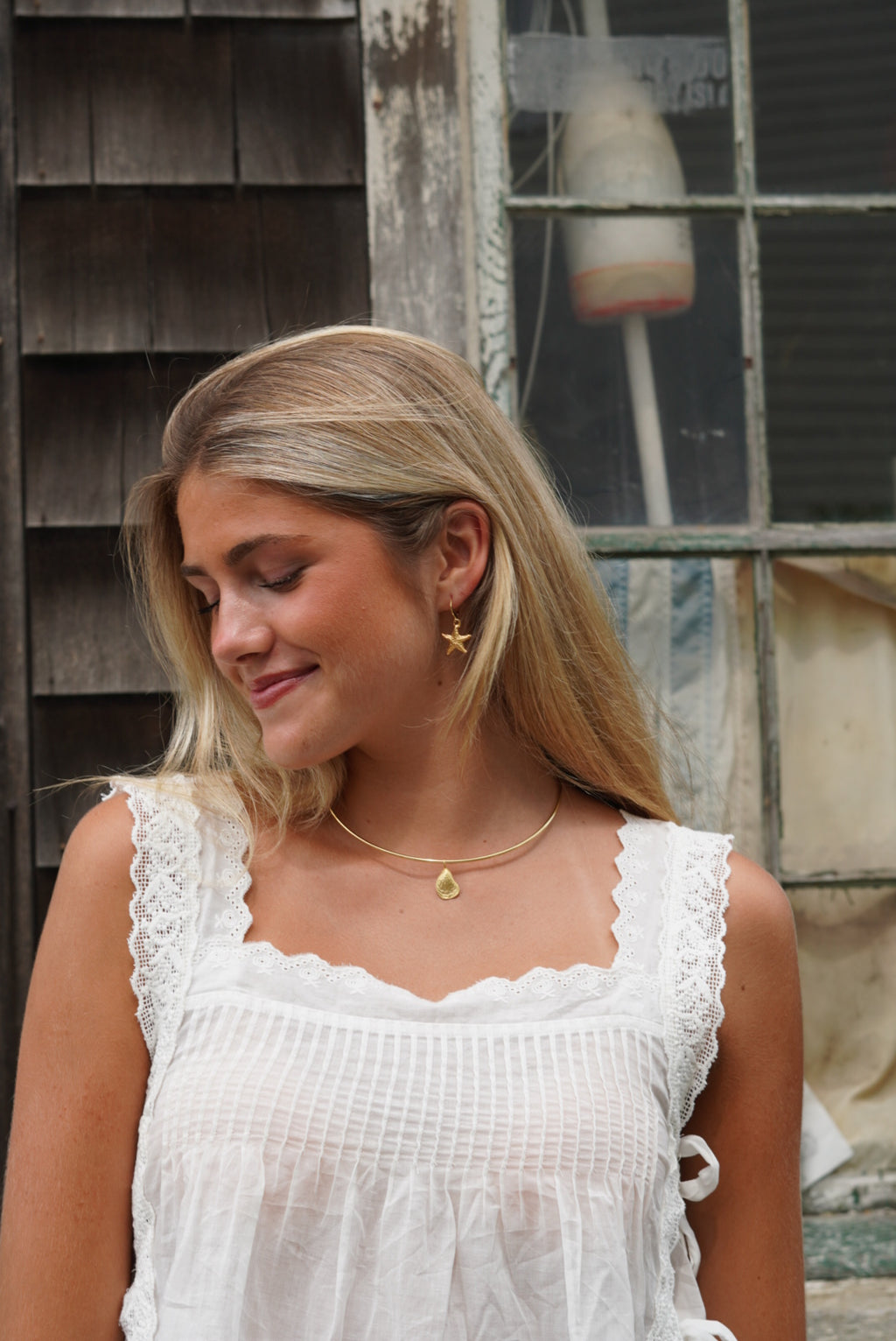 the oyster collar necklace