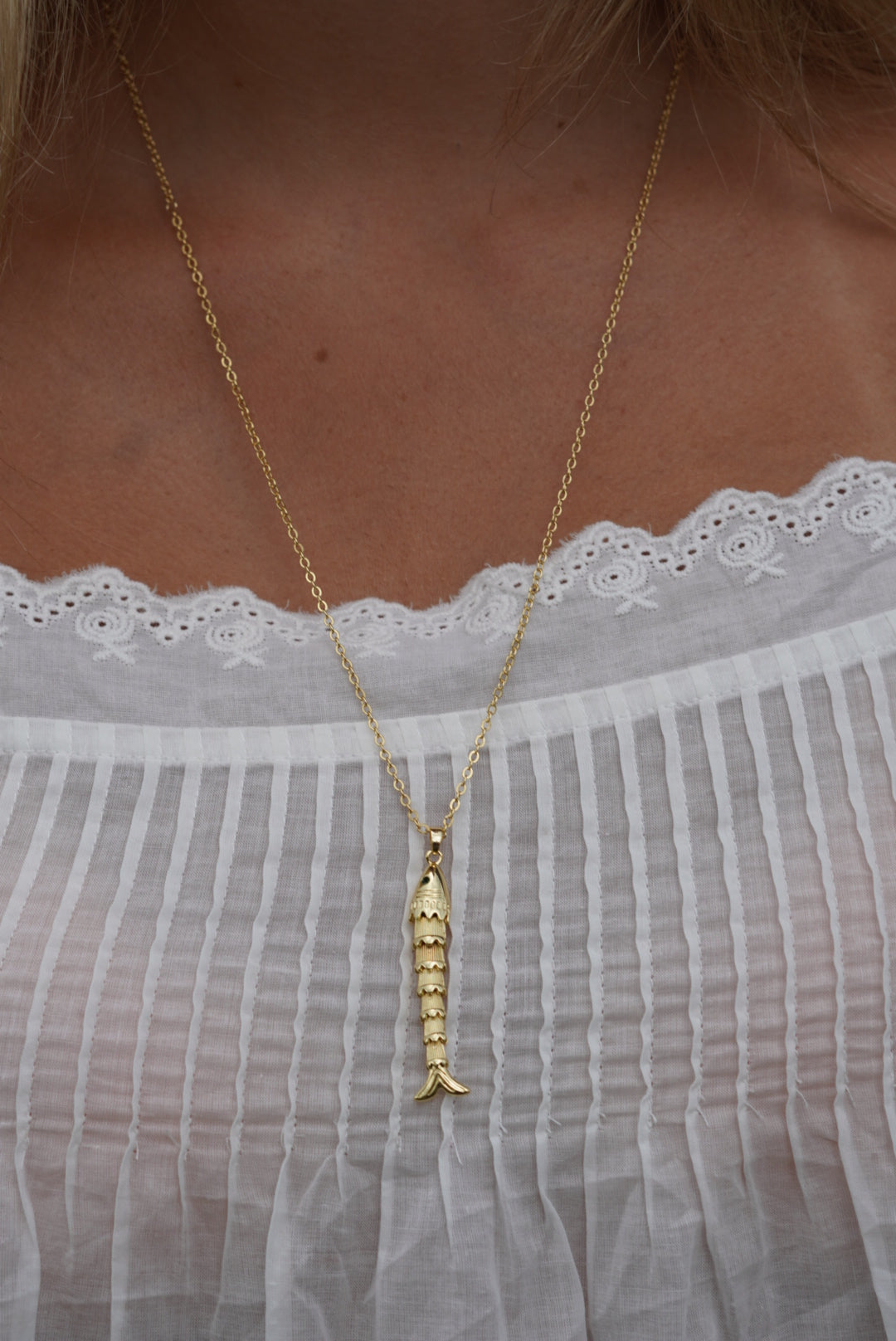 fresh catch necklace