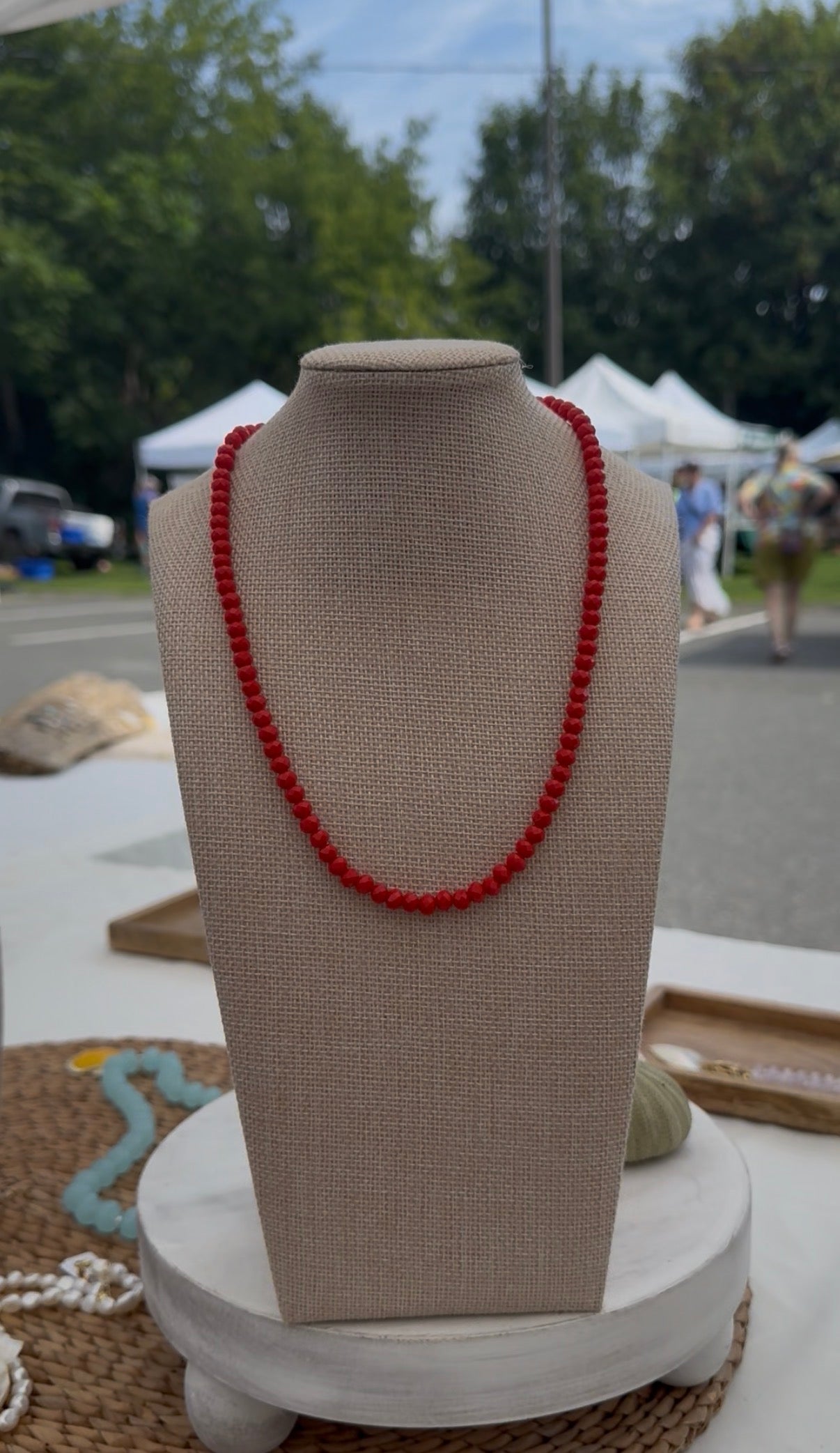 the scarlet necklace
