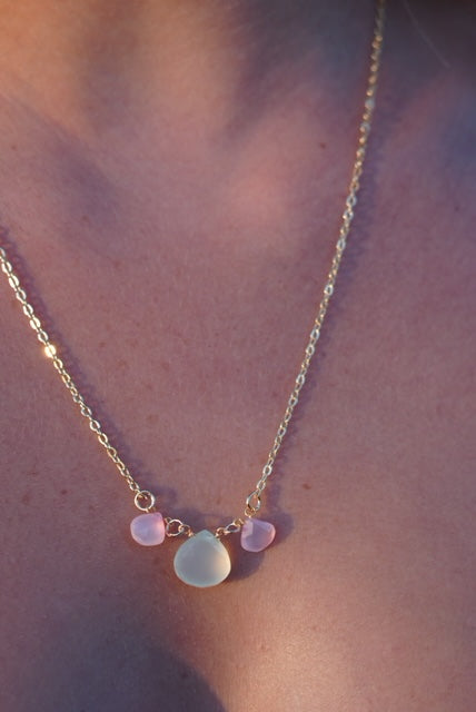 seafoam blush necklace
