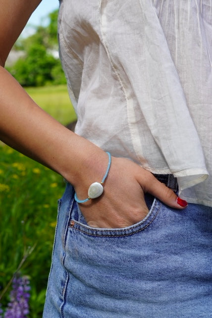 azure pearl bracelet